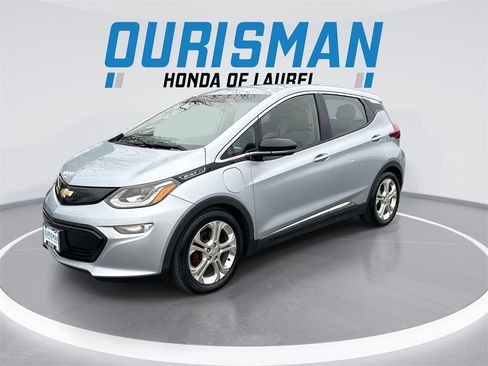 Used 2017 Chevrolet Bolt LT image 4