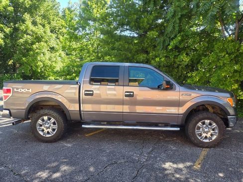 Used 2012 Ford F150 XLT AWD/4WD image 9