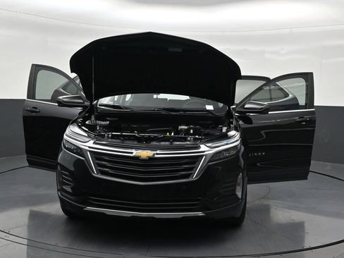 Used 2023 Chevrolet Equinox LT FWD image 39