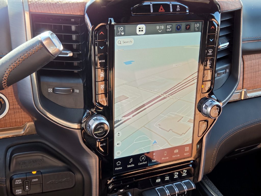 Used 2022 RAM 2500 Limited AWD/4WD image 27