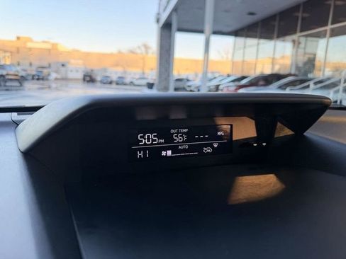 Certified 2023 Subaru Crosstrek 2.0i Premium AWD/4WD image 22
