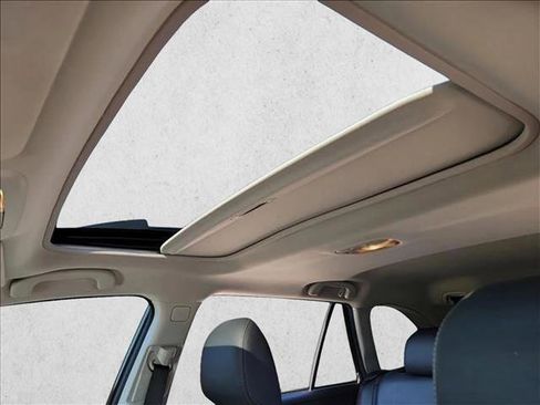 Used 2016 Subaru Outback 2.5i Limited image 16