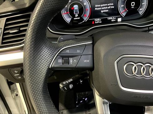 Used 2025 Audi Q5 2.0T Premium Plus image 11