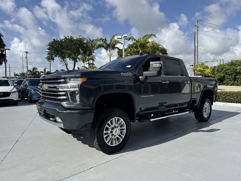 Used 2020 Chevrolet Silverado 3500 High Country w/ Z71 Off-Road Package AWD/4WD image 28