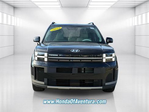 Used 2024 Hyundai Santa Fe Limited FWD image 2