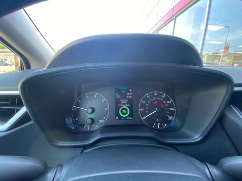Used 2025 Toyota Corolla LE FWD image 15
