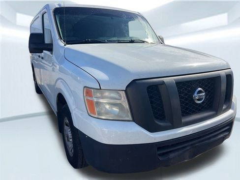 Used 2015 Nissan NV 2500 SV w/ Side & Curtain Airbag Package image 4