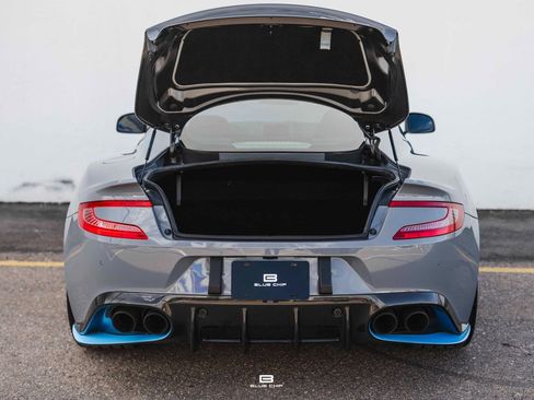 Used 2018 Aston Martin Vanquish S image 21
