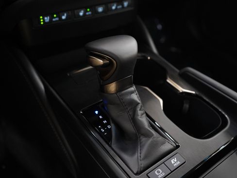 Used 2025 Lexus ES 300h FWD image 22