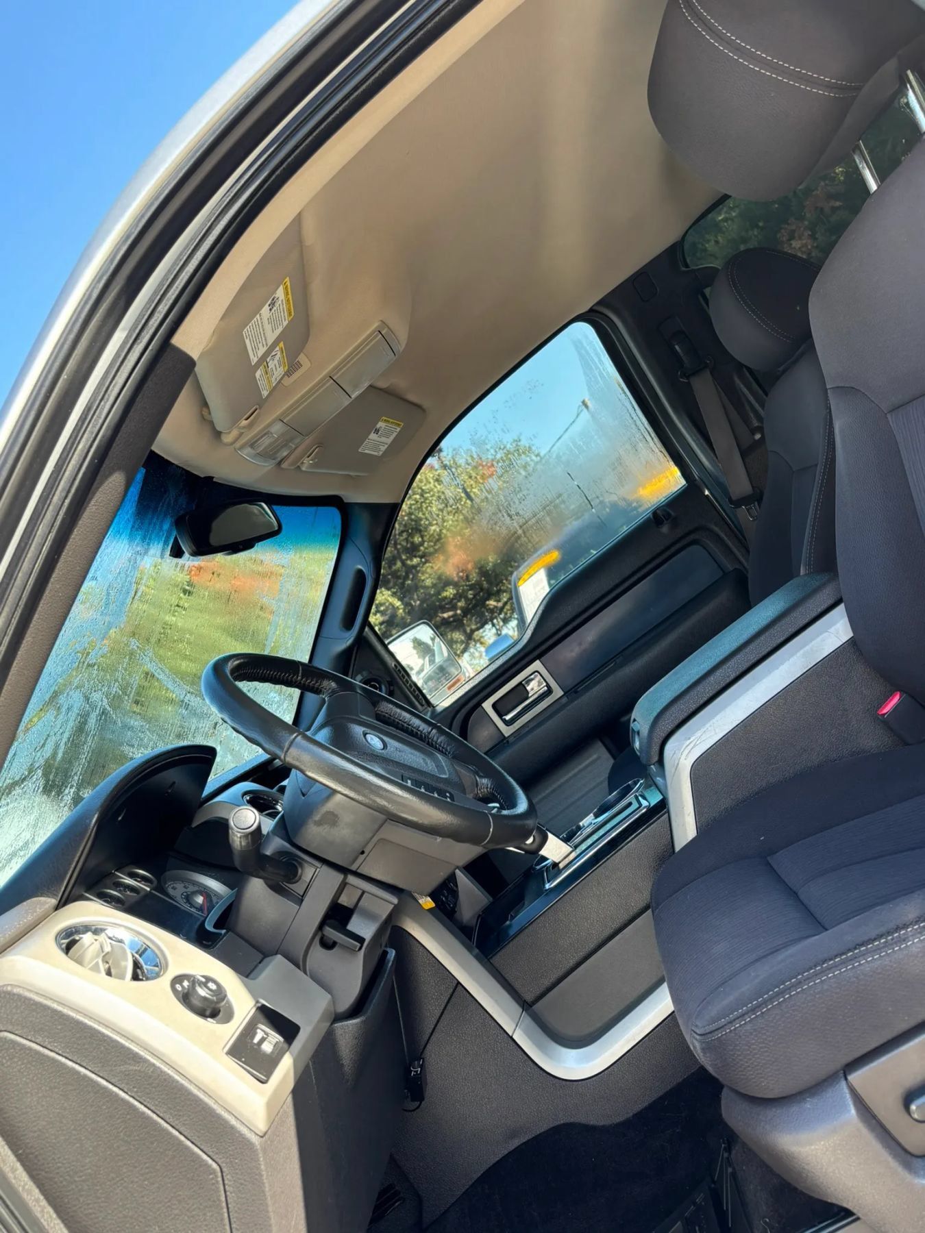 Used 2010 Ford F150 XLT RWD image 13