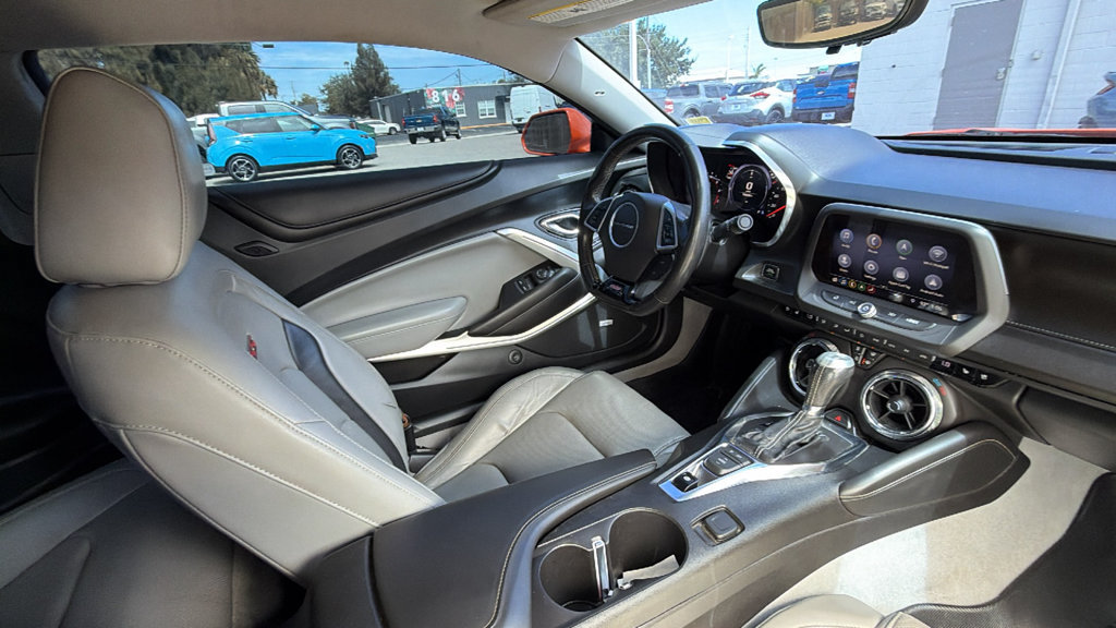 Used 2019 Chevrolet Camaro SS RWD image 27