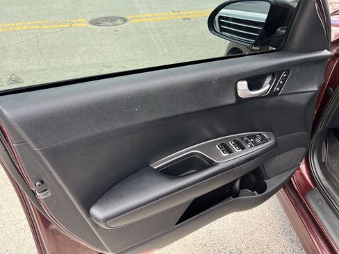 Used 2016 Kia Optima LX w/ LX Convenience Package image 10