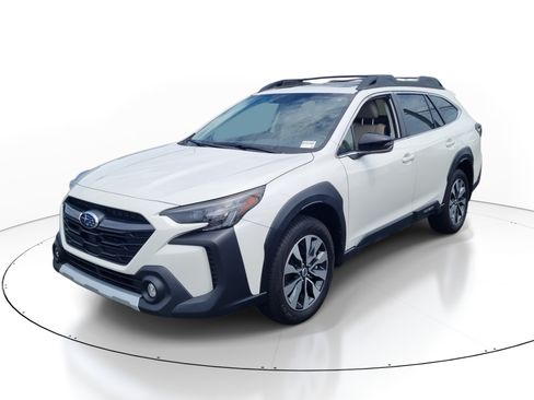 Certified 2024 Subaru Outback Limited AWD/4WD image 3