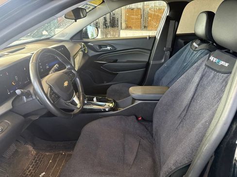 Used 2025 Chevrolet Trax LT w/ Driver Confidence Package FWD image 12
