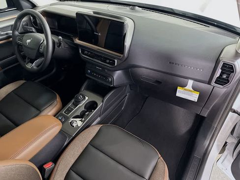 New 2025 Ford Bronco Sport Outer Banks w/ Outer Banks Tech Package+ AWD/4WD image 34