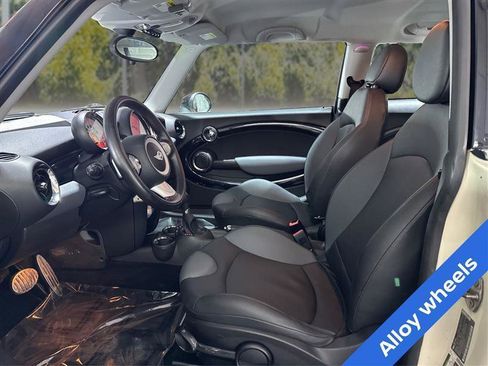 Used 2010 MINI Cooper S image 9