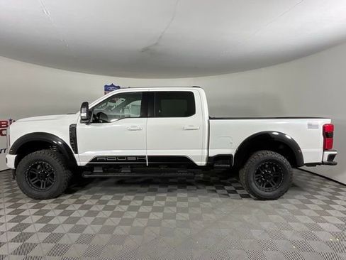 New 2026 Ford F250 Lariat w/ Black Appearance Package image 6