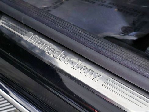 Used 2015 Mercedes-Benz C 300 Sport image 20