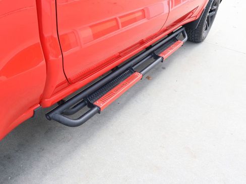 Used 2020 Chevrolet Silverado 1500 LT Trail Boss image 36