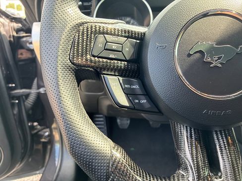 Used 2022 Ford Mustang GT w/ Black Accent Package RWD image 19