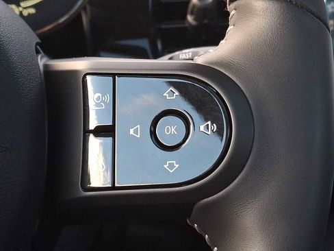 Used 2024 MINI Cooper SE image 19