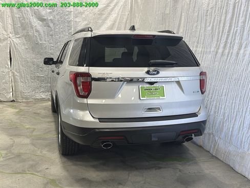 Used 2018 Ford Explorer 4WD w/ Class II Trailer Tow Package image 31