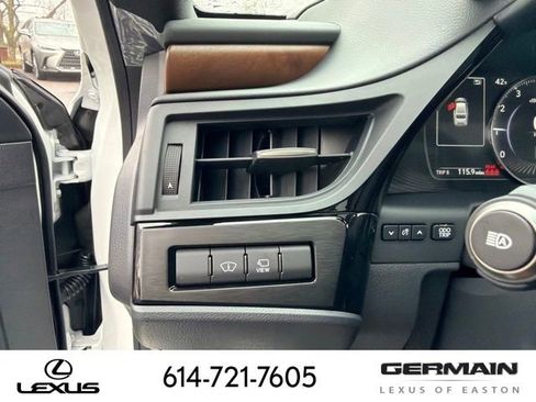 New 2025 Lexus ES 350 Ultra Luxury image 22