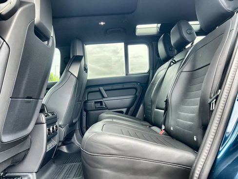 Certified 2026 Land Rover Defender 110 OCTA AWD/4WD image 15