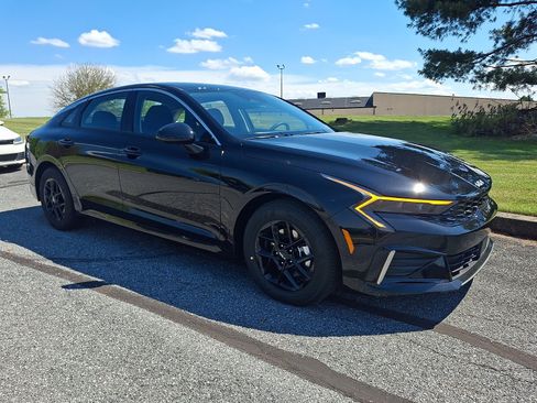 New 2026 Kia K5 LXS FWD image 2