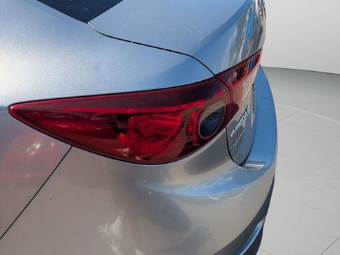 Used 2016 MAZDA MAZDA3 i Sport w/ Preferred Equipment Package image 20