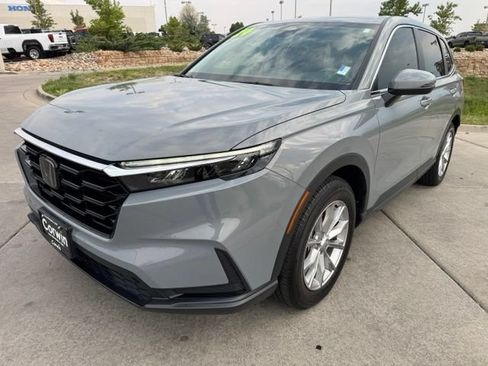 Used 2024 Honda CR-V EX image 3