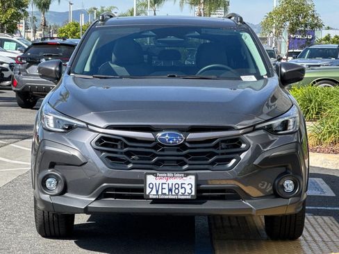 Certified 2025 Subaru Crosstrek 2.5i Limited w/ Crosstrek Mirror Package image 11