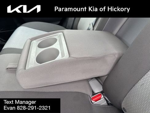 Used 2019 Toyota Corolla L image 13