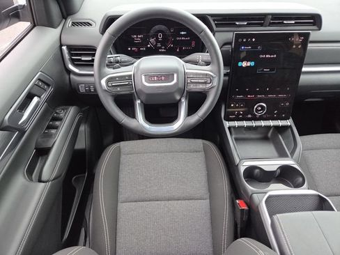 Used 2026 GMC Terrain Elevation w/ Black Edition AWD/4WD image 24