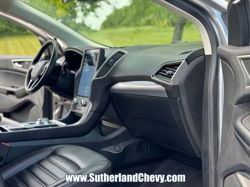 Used 2022 Ford Edge SEL w/ Convenience Package AWD/4WD image 18