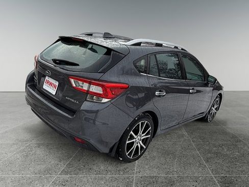 Used 2018 Subaru Impreza 2.0i Limited image 5