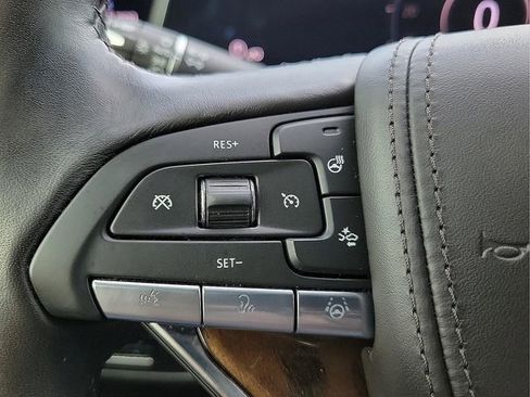 Used 2024 Cadillac Escalade Sport Platinum w/ LPO, ONYX Package AWD/4WD image 24
