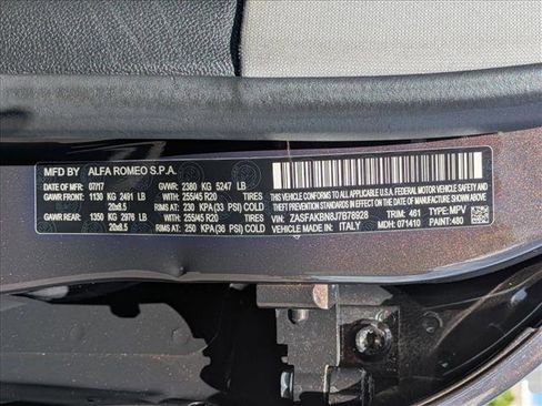 Used 2018 Alfa Romeo Stelvio Ti image 24