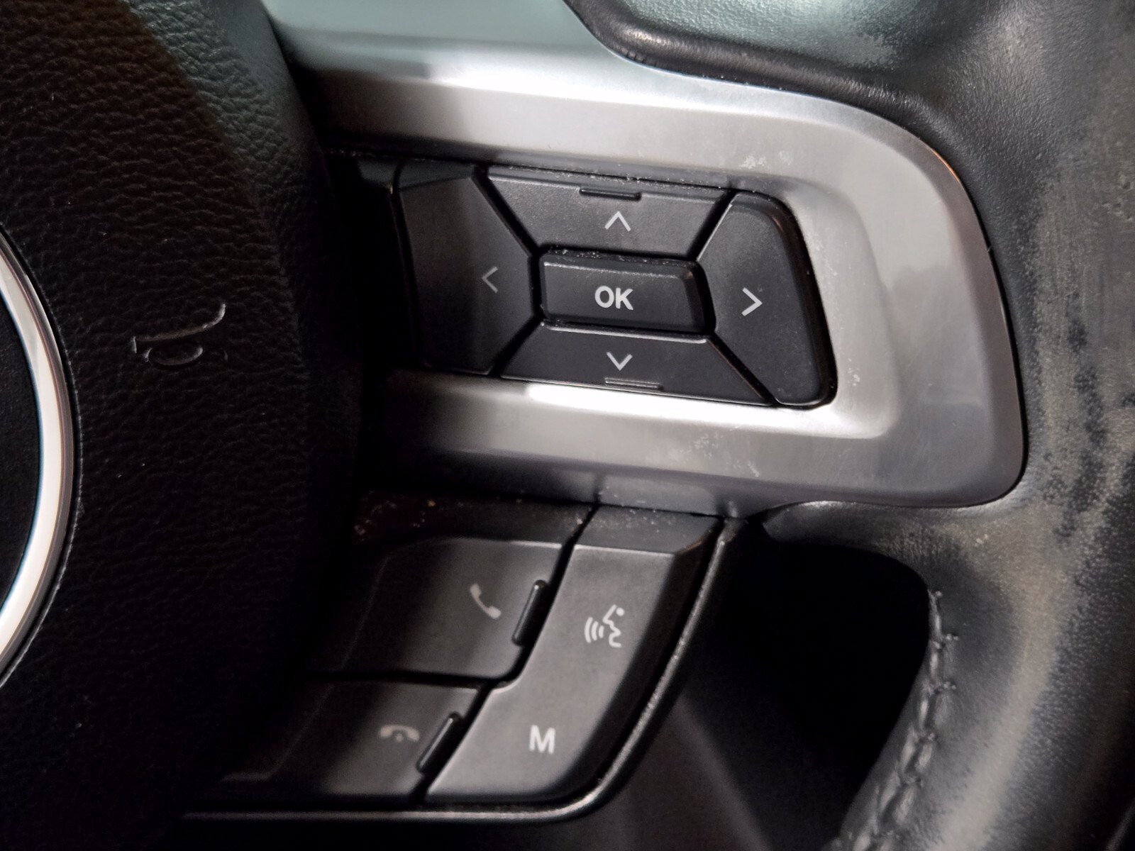 Used 2019 Ford Mustang Coupe w/ Ford Safe & Smart Package RWD image 23