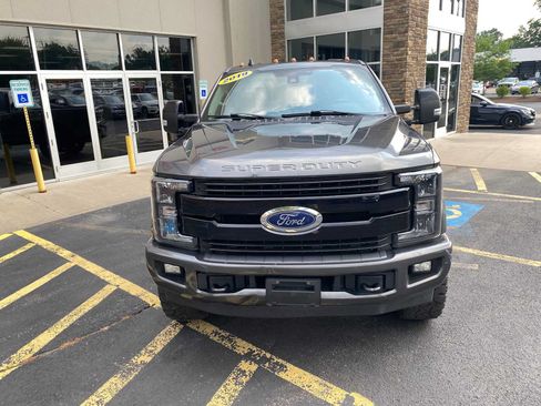 Used 2019 Ford F350 Lariat w/ Lariat Ultimate Package AWD/4WD image 3