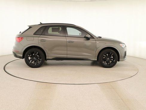 New 2025 Audi Q3 2.0T Premium image 8