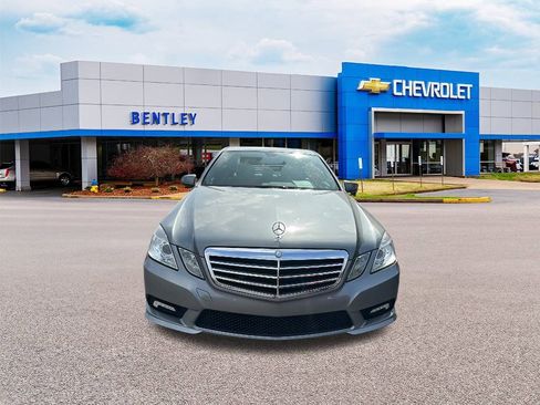 Used 2011 Mercedes-Benz E 350 Sedan image 8