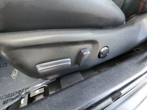 Used 2015 Toyota Camry SE image 14