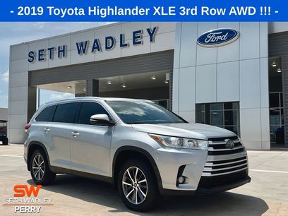 Used 2019 Toyota Highlander XLE
