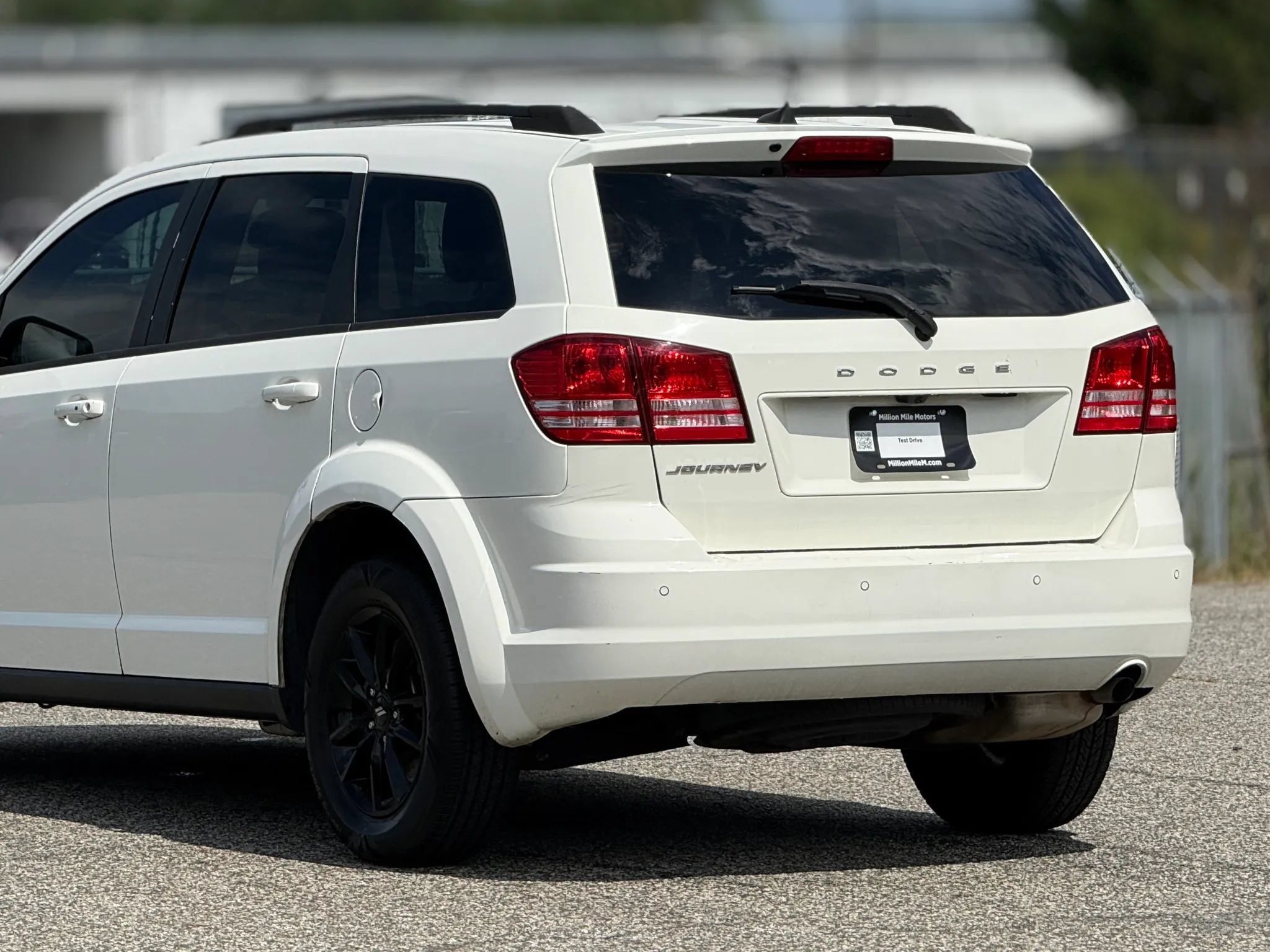 Used 2020 Dodge Journey SE w/ SE Popular Equipment Group FWD image 16