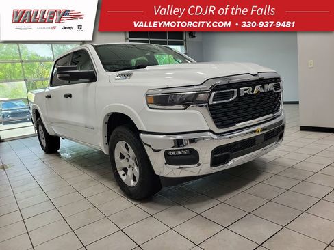 New 2026 RAM 1500 Big Horn AWD/4WD image 1
