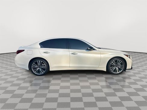 Used 2024 INFINITI Q50 Sensory image 5
