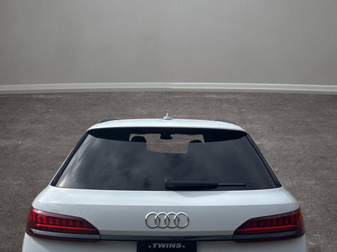 Used 2022 Audi Q7 3.0T Prestige image 31