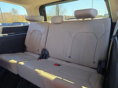 Certified 2024 Ford Expedition Limited image 14