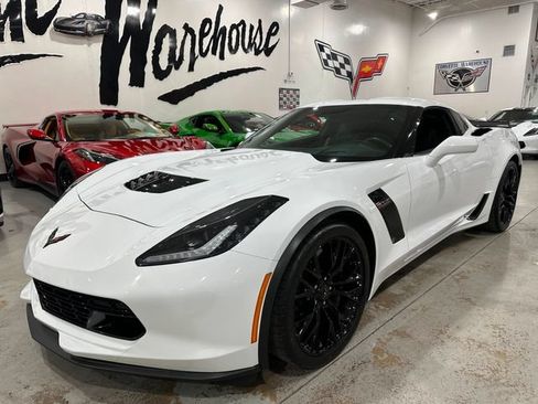 Used 2016 Chevrolet Corvette Z06 w/ Battery Protection Package RWD image 7